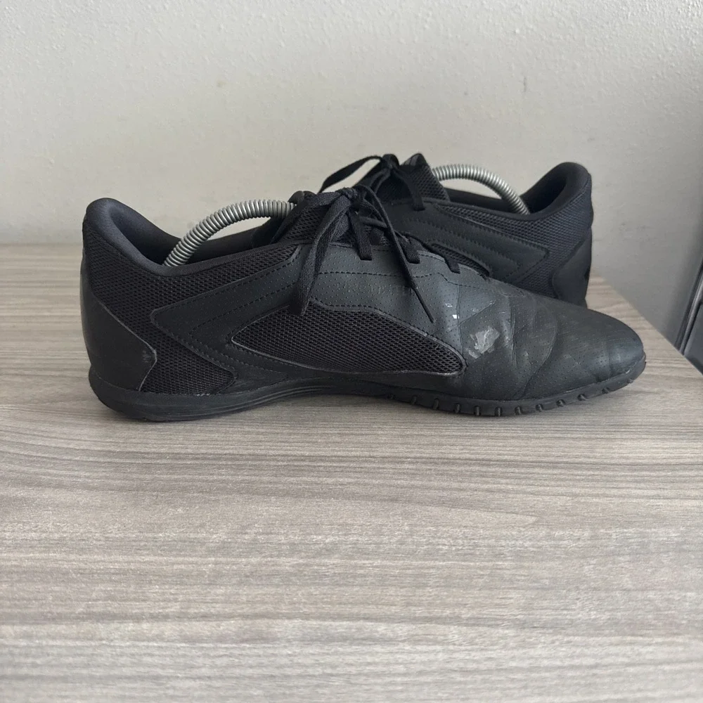 Adidas Predator Accuracy 4 GW7074 Black Indoor Sala Soccer Shoes Men's Size 12
